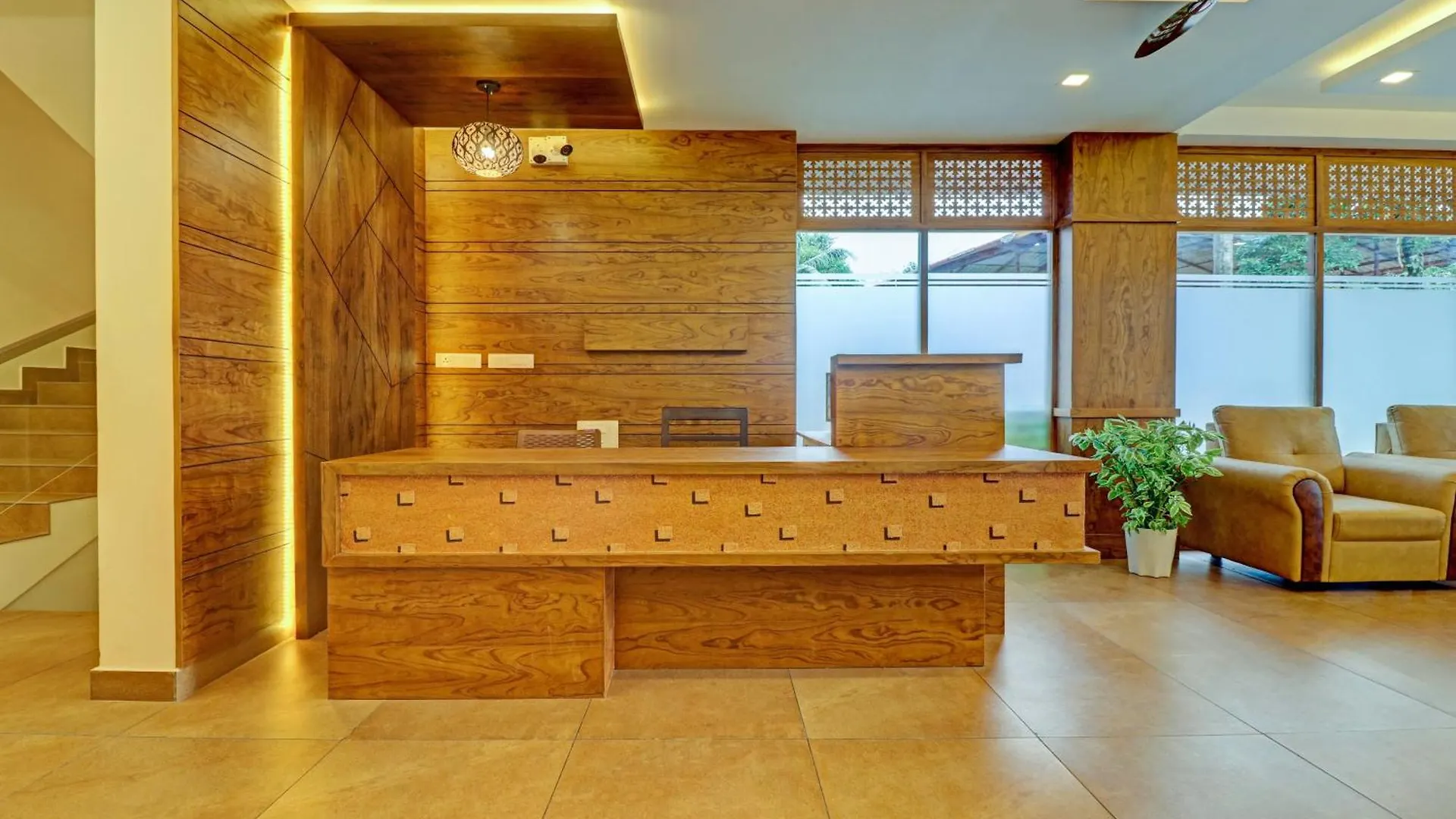 Treebo Golden Terminal, Kochi Airport Hotel